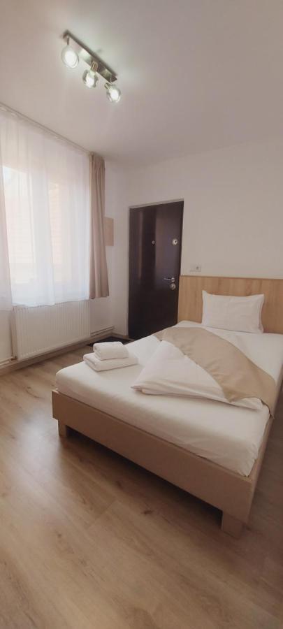 Lindenhaus Hotel Sibiu Ngoại thất bức ảnh