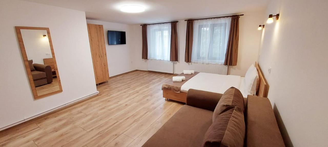 Lindenhaus Hotel Sibiu Ngoại thất bức ảnh