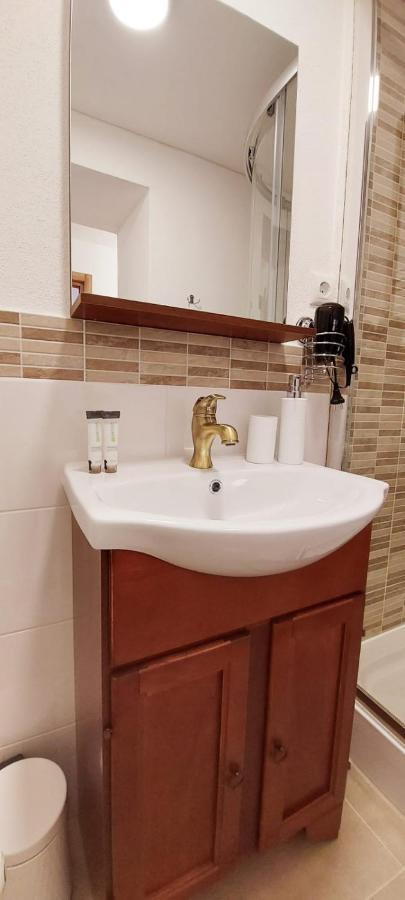 Lindenhaus Hotel Sibiu Ngoại thất bức ảnh