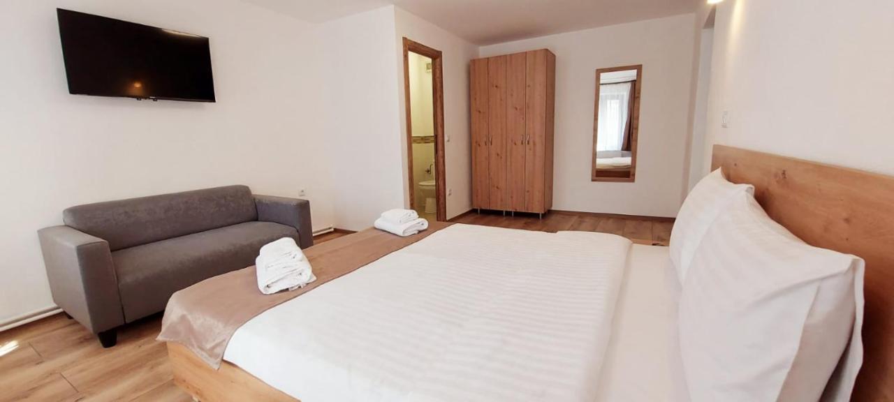 Lindenhaus Hotel Sibiu Ngoại thất bức ảnh