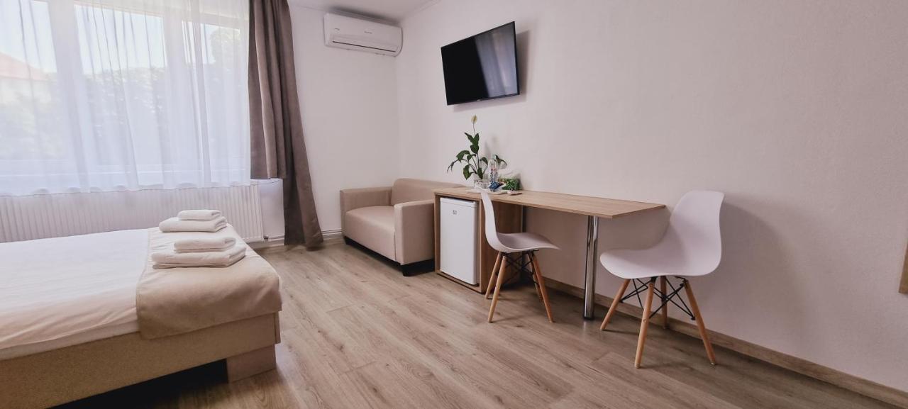 Lindenhaus Hotel Sibiu Ngoại thất bức ảnh