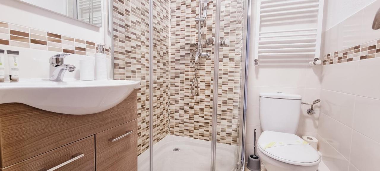 Lindenhaus Hotel Sibiu Ngoại thất bức ảnh