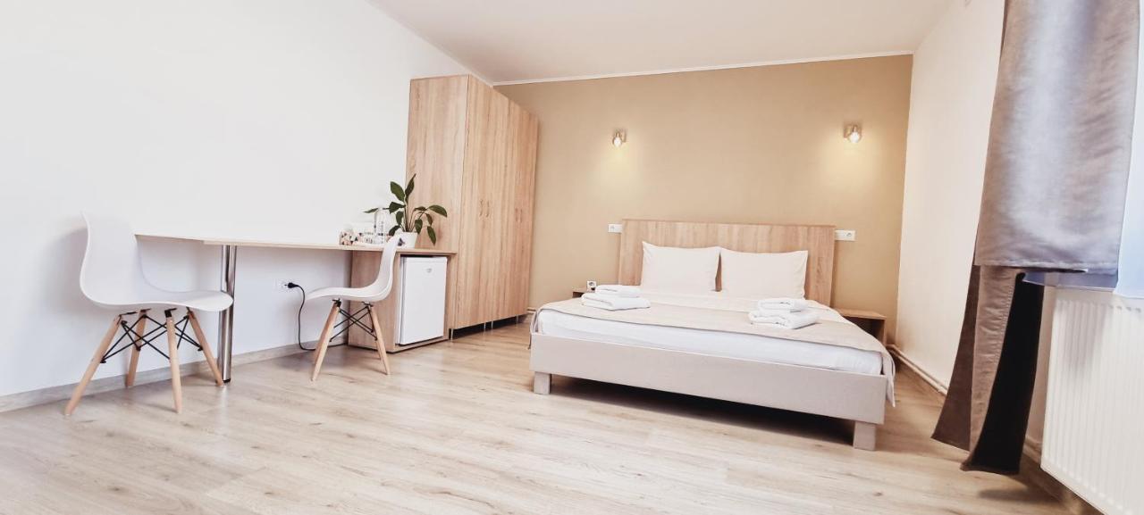 Lindenhaus Hotel Sibiu Ngoại thất bức ảnh