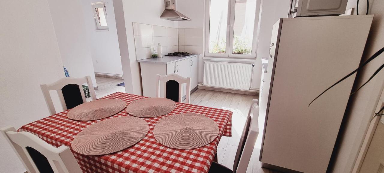 Lindenhaus Hotel Sibiu Ngoại thất bức ảnh