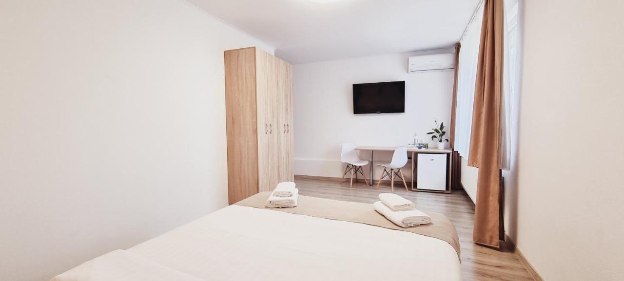 Lindenhaus Hotel Sibiu Ngoại thất bức ảnh